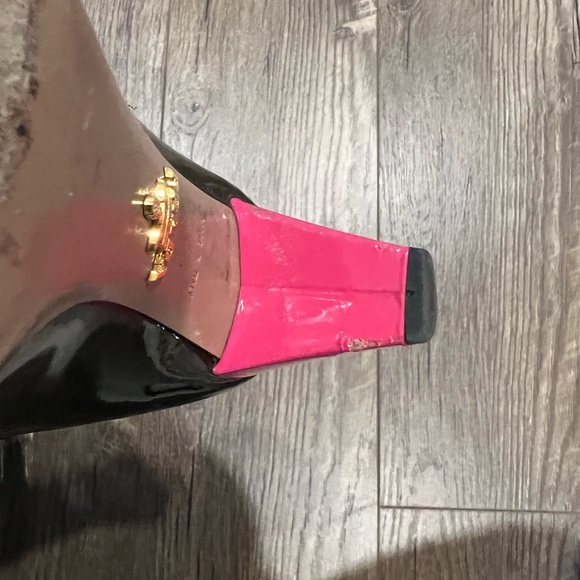 Prada Heels - Picture 3 of 6